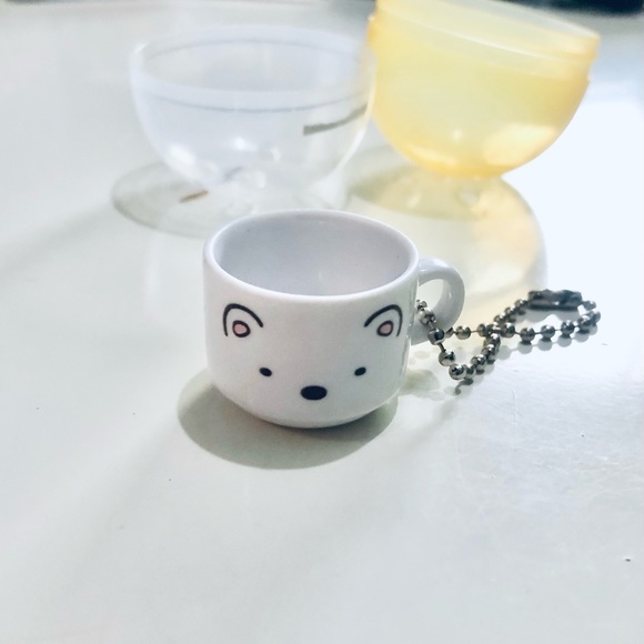 [SUMIKKO GURASHI] Mini Cup Charm Gachapon - Shirokuma (Polar Bear) - Picture 2 of 5